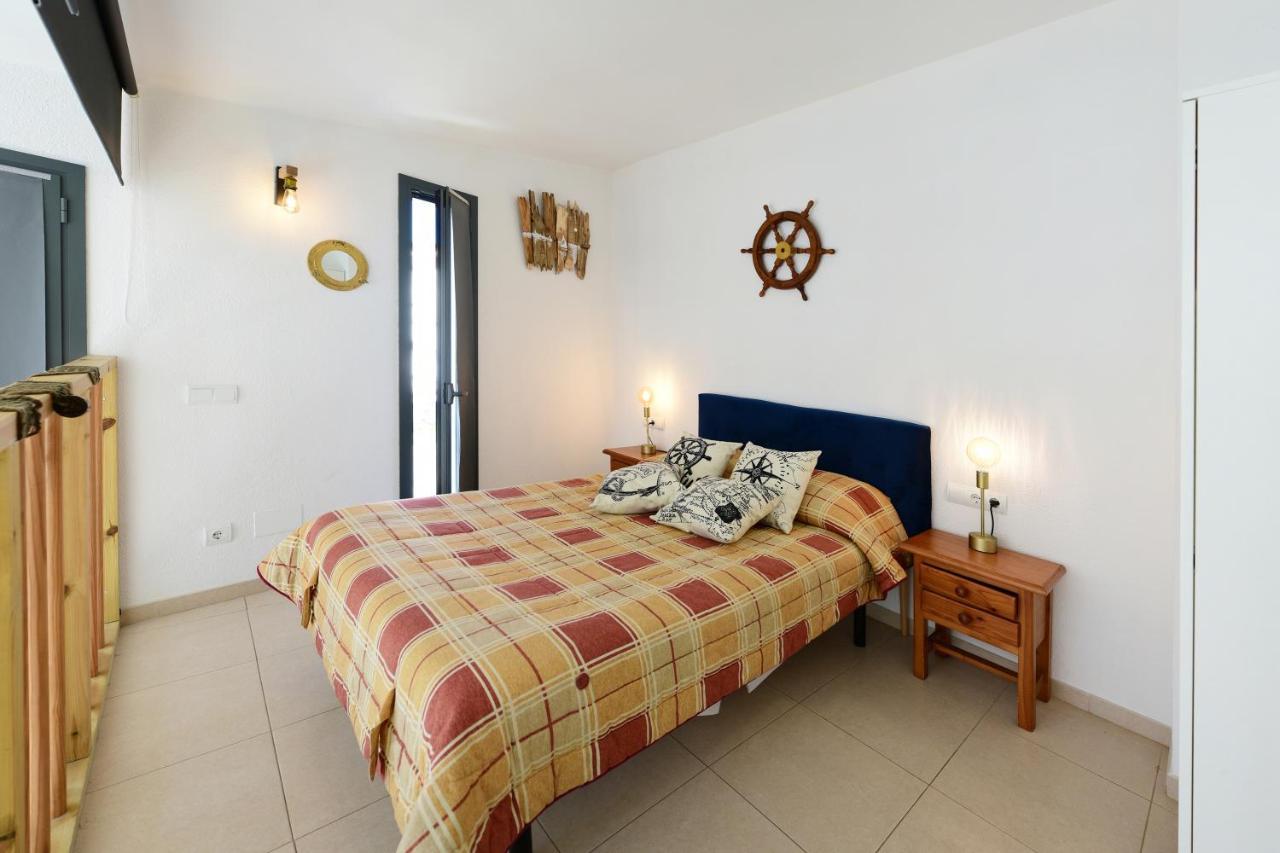 Duplex Luminoso En El Centro De Cadaques Apartment Luaran gambar