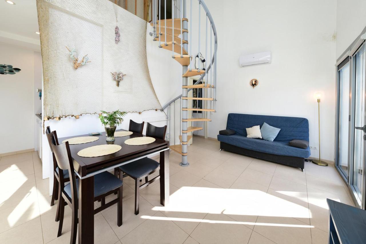 Duplex Luminoso En El Centro De Cadaques Apartment Luaran gambar